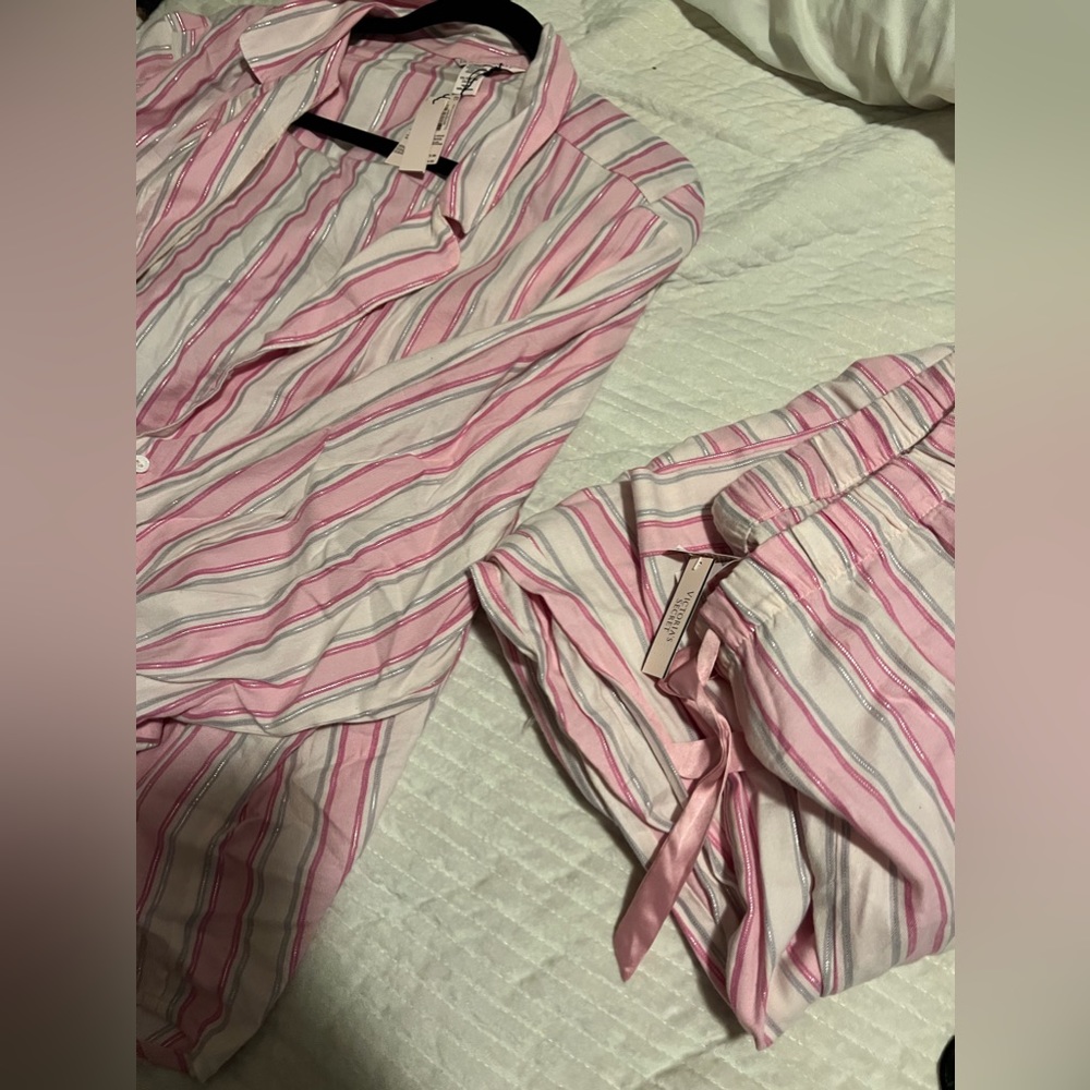 New, Victorias secret pajama set